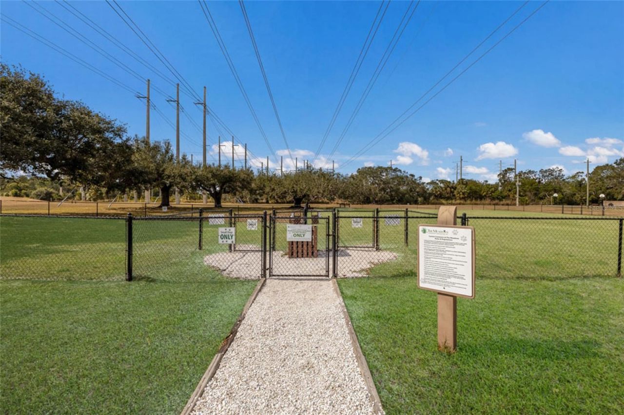 5489 Downham Meadows, Sarasota, FL 34235 Photo