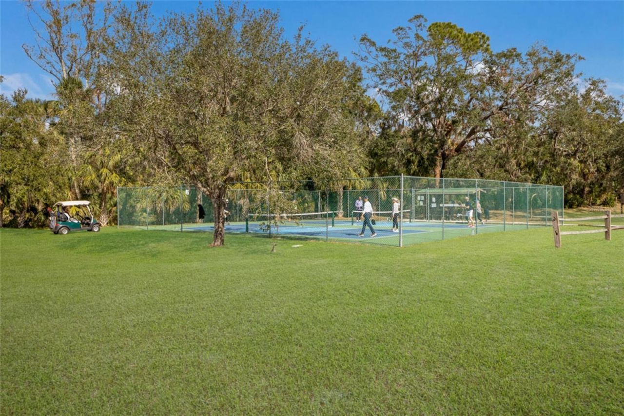 5489 Downham Meadows, Sarasota, FL 34235 Photo