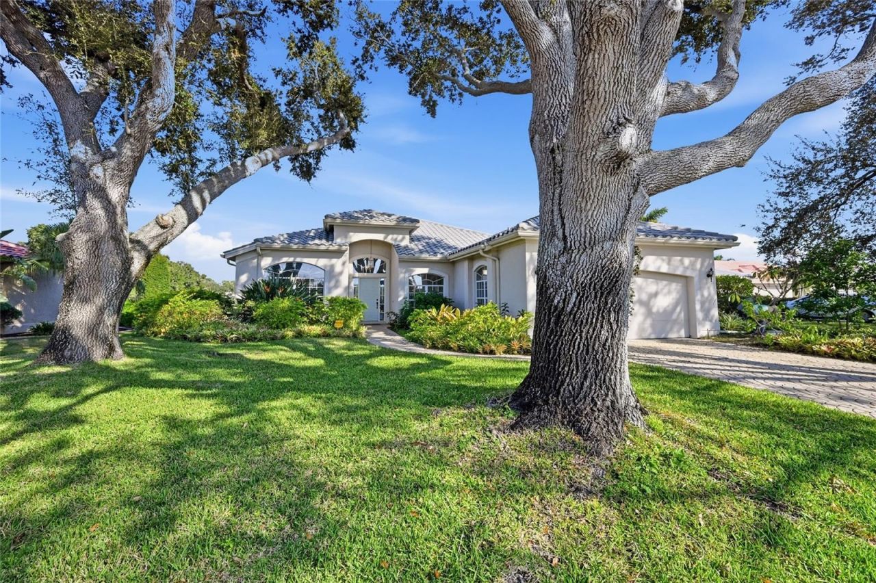 5489 Downham Meadows, Sarasota, FL 34235 Photo