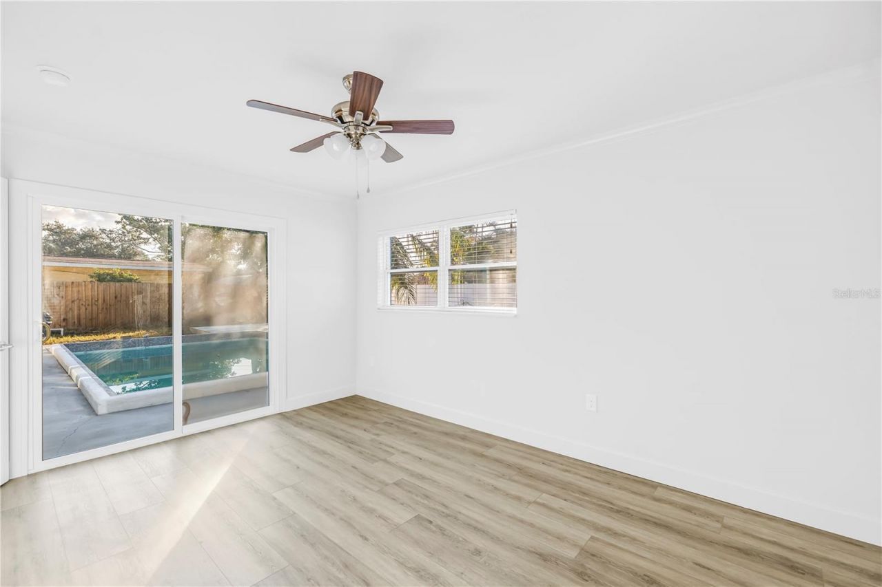 1200 76th Avenue N, Saint Petersburg, FL 33702 Photo