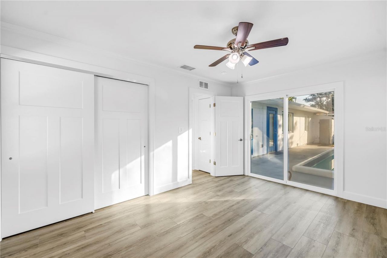 1200 76th Avenue N, Saint Petersburg, FL 33702 Photo