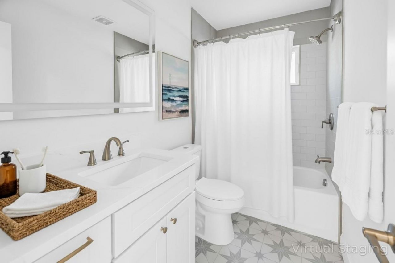 1200 76th Avenue N, Saint Petersburg, FL 33702 Photo