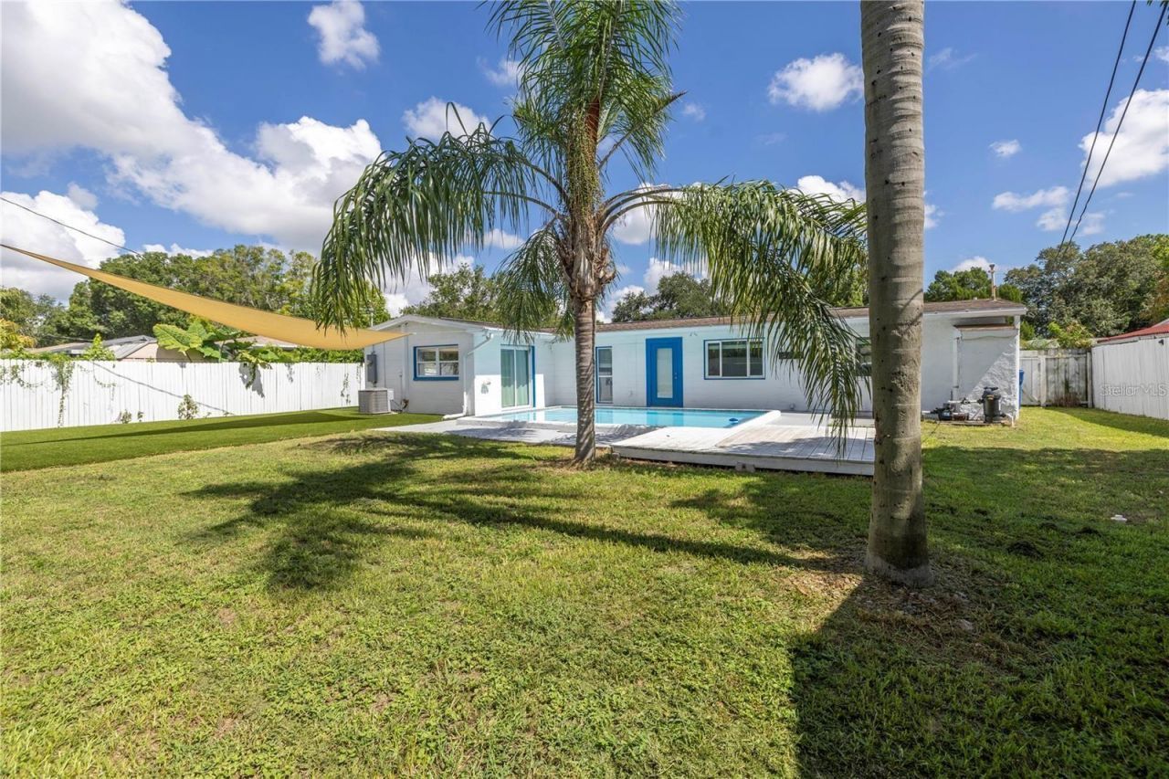 1200 76th Avenue N, Saint Petersburg, FL 33702 Photo