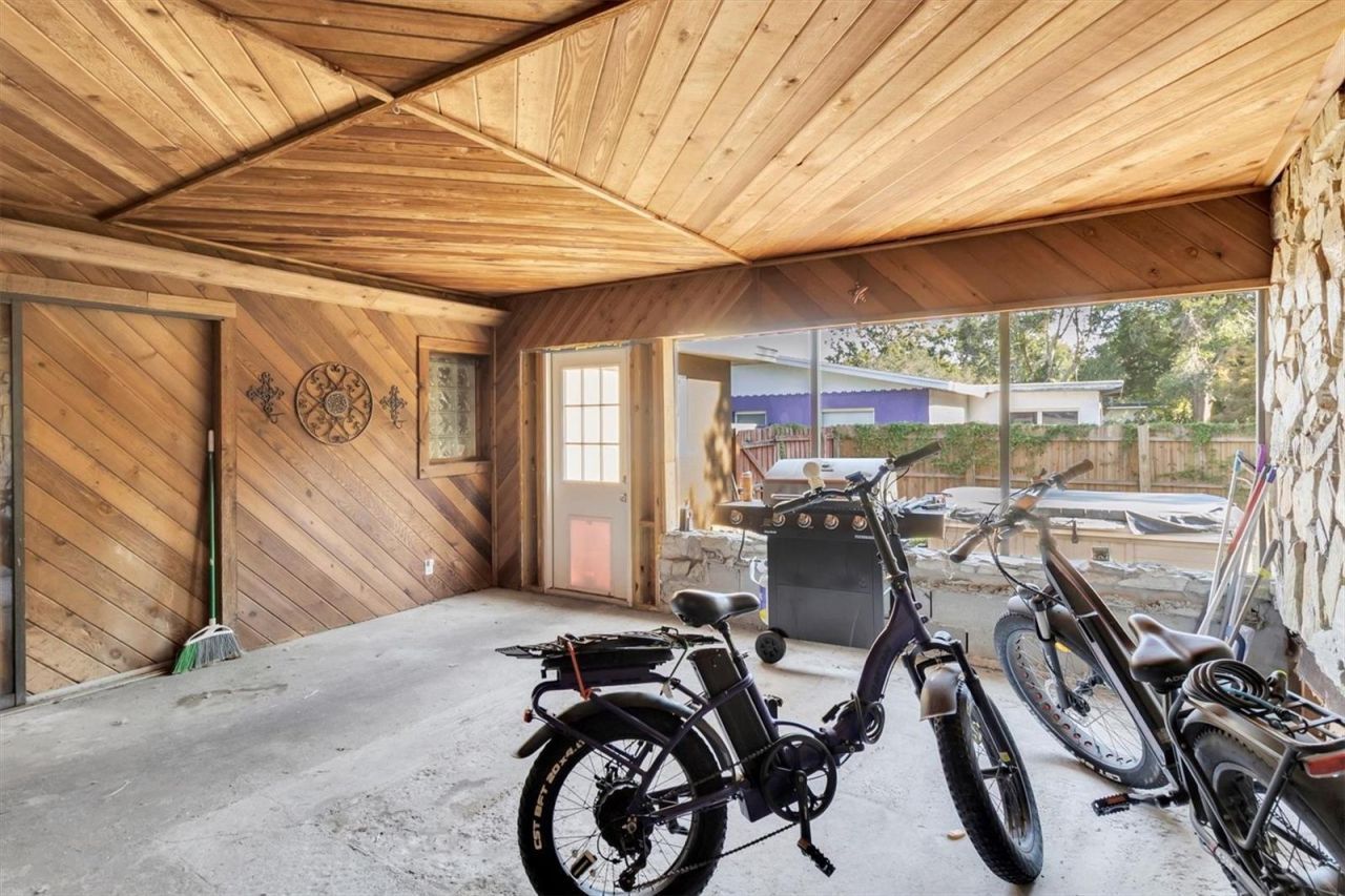 1797 Rainbow Boulevard, Clearwater, FL 33760 Photo