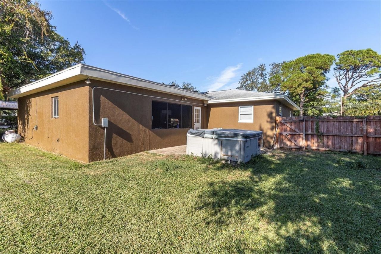 1797 Rainbow Boulevard, Clearwater, FL 33760 Photo