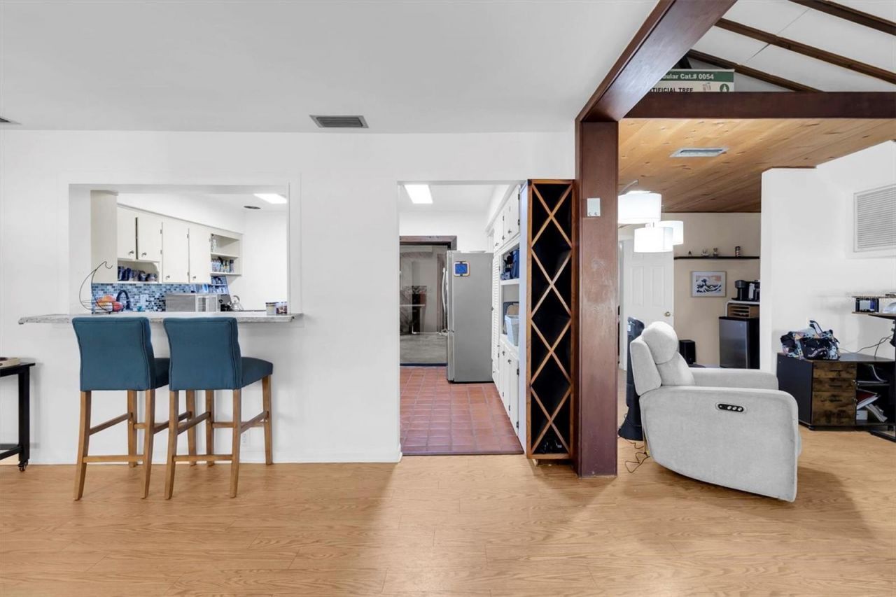 1797 Rainbow Boulevard, Clearwater, FL 33760 Photo