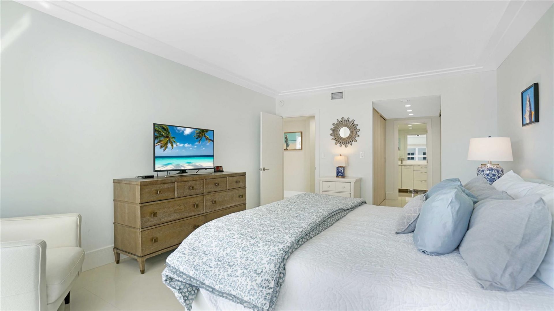 3750 Galt Ocean, Unit 606, Fort Lauderdale, FL 33308 Photo