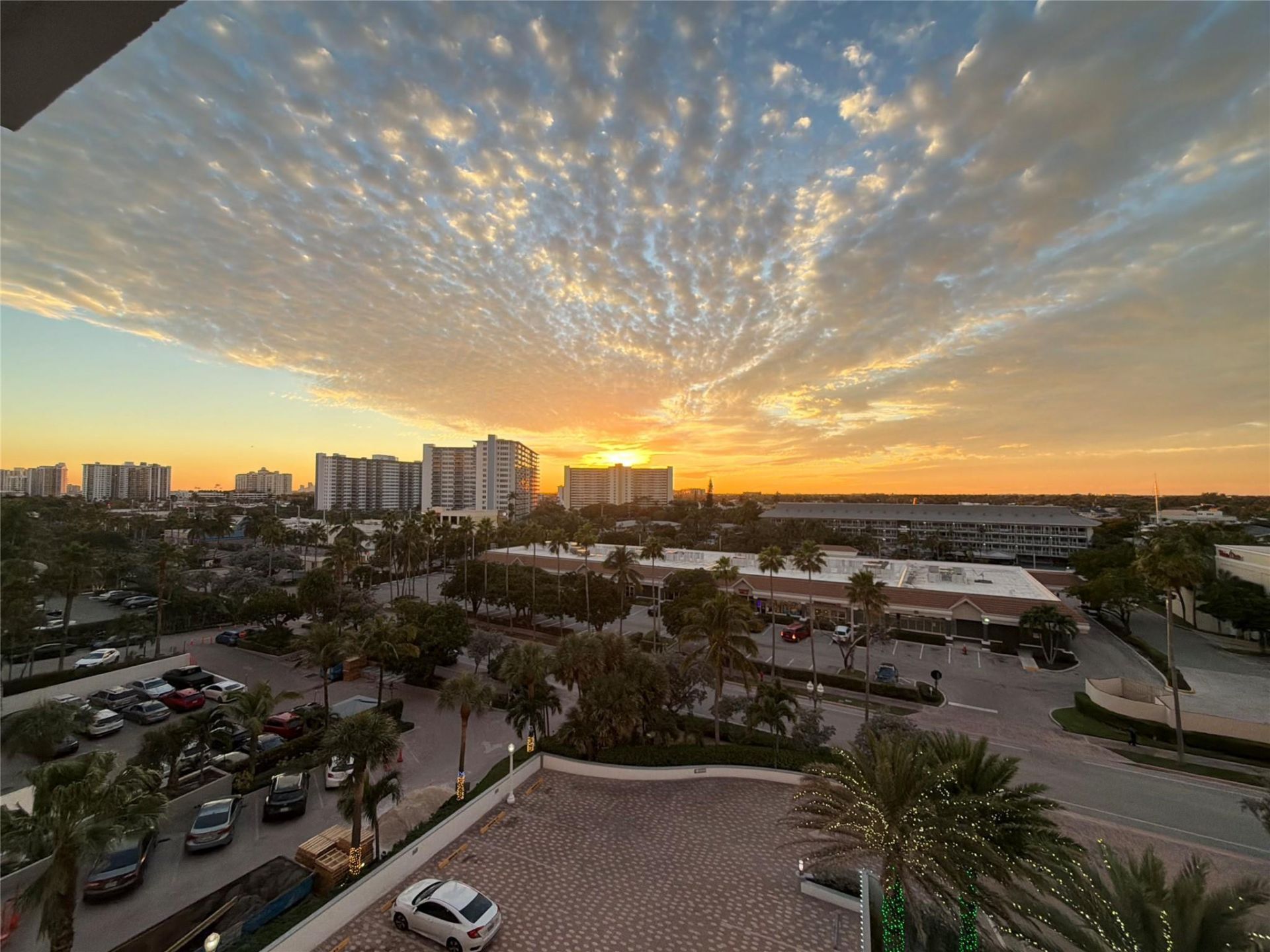 3750 Galt Ocean, Unit 606, Fort Lauderdale, FL 33308 Photo