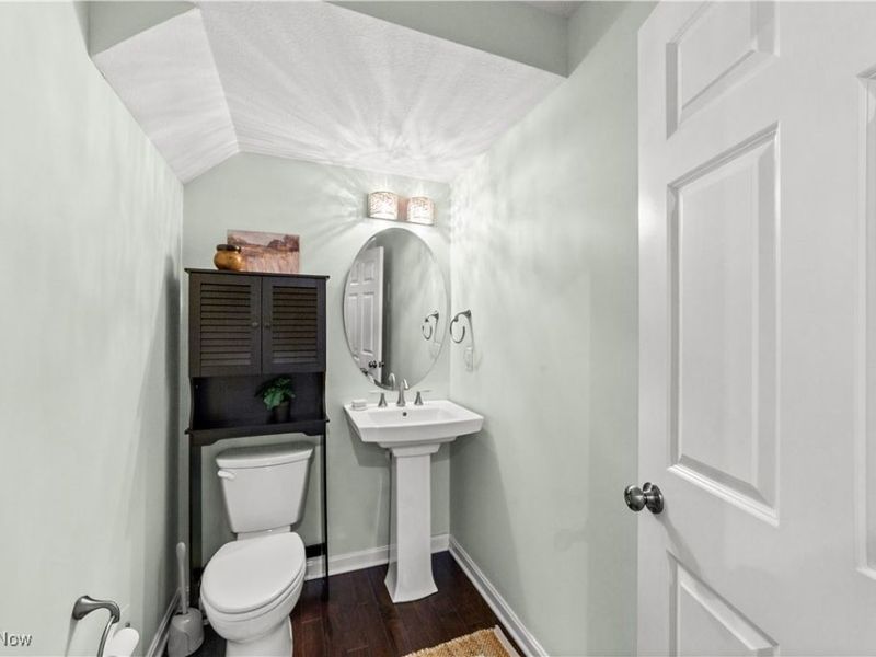 123 Vine Street, Westlake, OH 44145 Photo 22