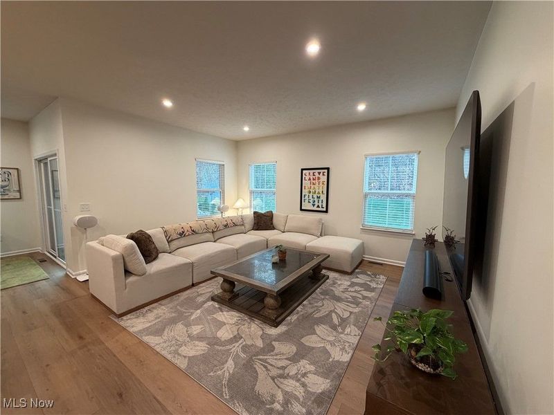 732 Buckeye Drive, Akron, OH 44303 Photo 16