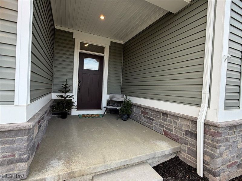 732 Buckeye Drive, Akron, OH 44303 Photo 2