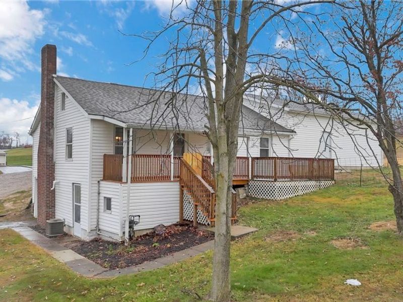 3585 East Pike, Zanesville, OH 43701 Photo 2