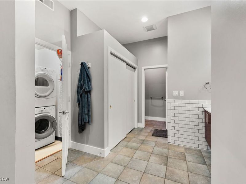 1260 W 4th Street, Unit 304, Cleveland, OH 44113 Photo 26