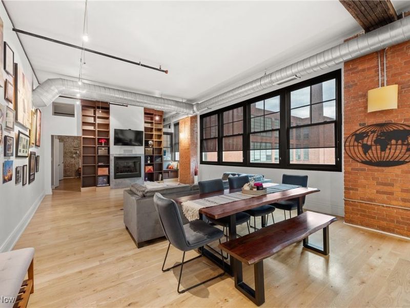 1260 W 4th Street, Unit 304, Cleveland, OH 44113 Photo 5