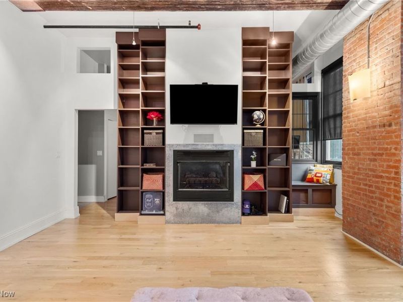 1260 W 4th Street, Unit 304, Cleveland, OH 44113 Photo 9