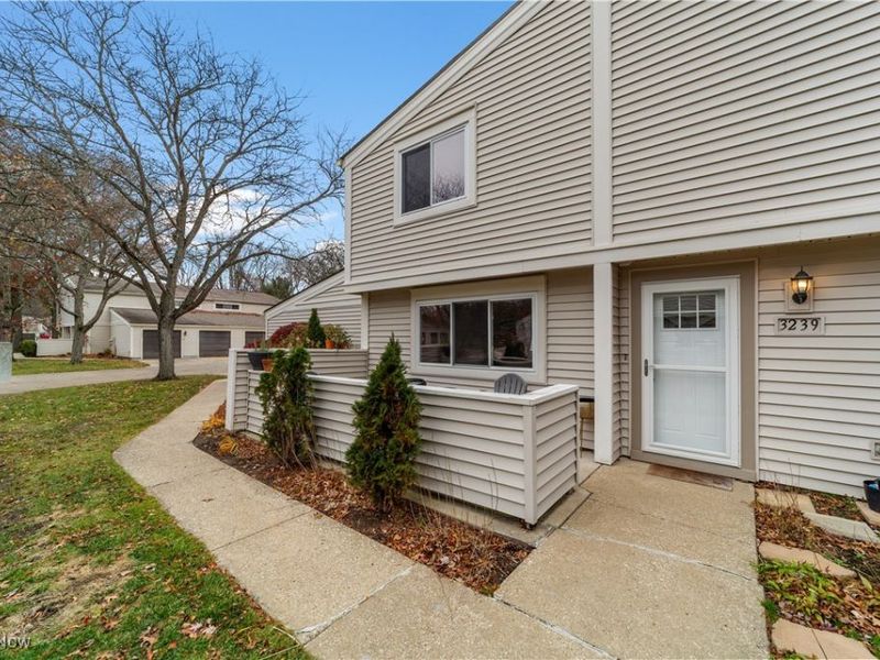 3239 Bay Landing Drive, Unit 30, Westlake, OH 44145 Photo 1