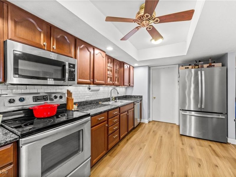 3239 Bay Landing Drive, Unit 30, Westlake, OH 44145 Photo 11