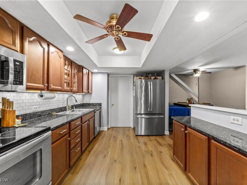 3239 Bay Landing Drive, Unit 30, Westlake, OH 44145 Photo 9