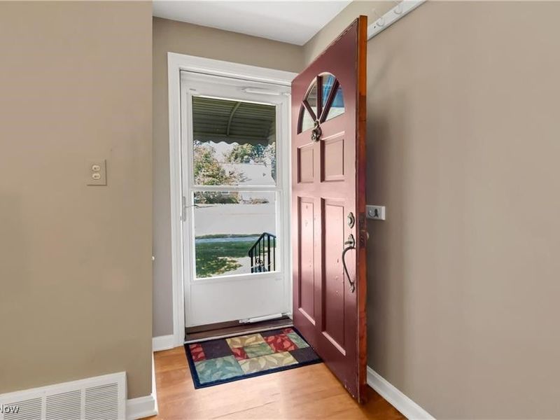 1763 Temple Avenue, Mayfield Heights, OH 44124 Photo 11