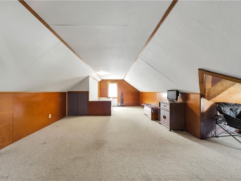 1763 Temple Avenue, Mayfield Heights, OH 44124 Photo 16