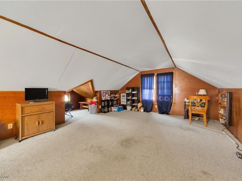 1763 Temple Avenue, Mayfield Heights, OH 44124 Photo 17