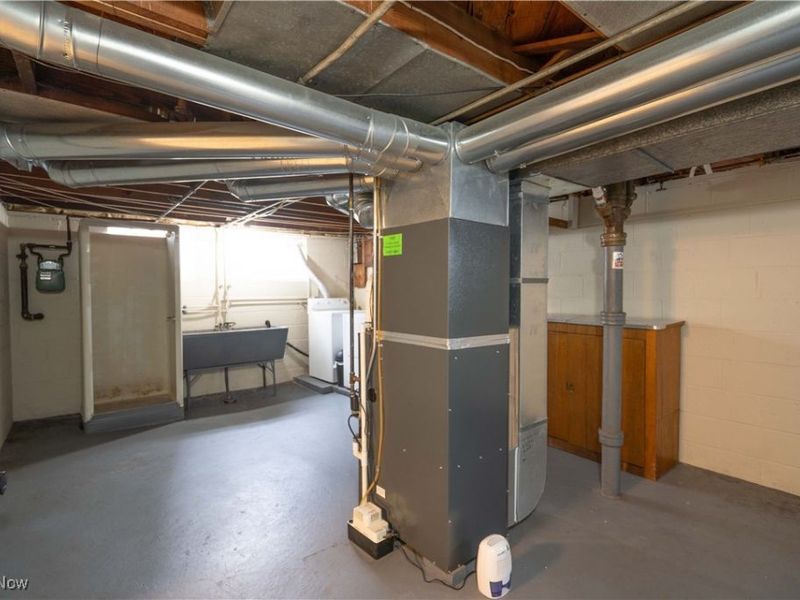 1763 Temple Avenue, Mayfield Heights, OH 44124 Photo 21