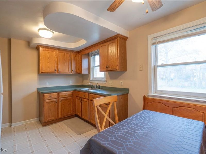 1763 Temple Avenue, Mayfield Heights, OH 44124 Photo 6