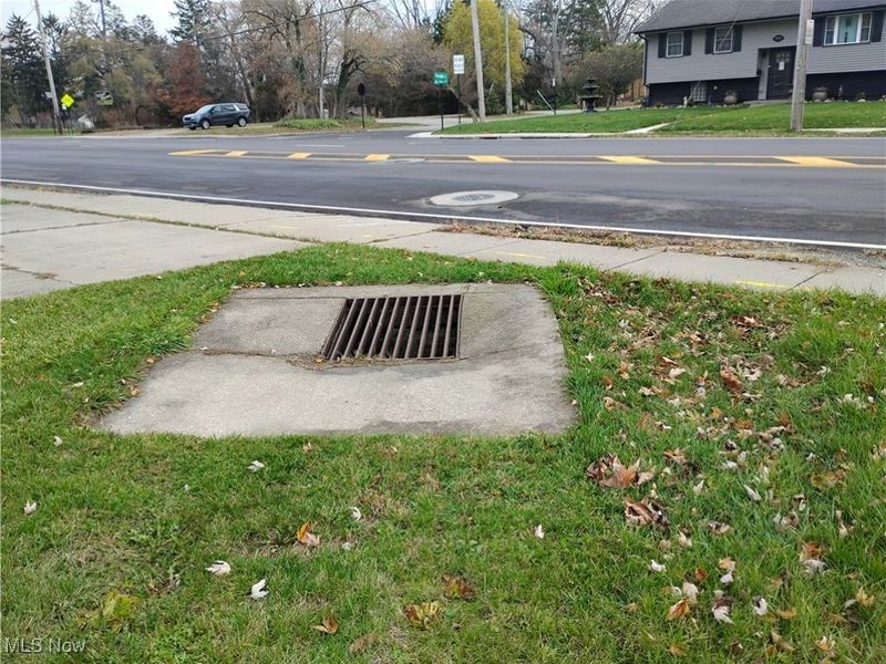 950 W River Road, Elyria, OH 44035 Photo 5