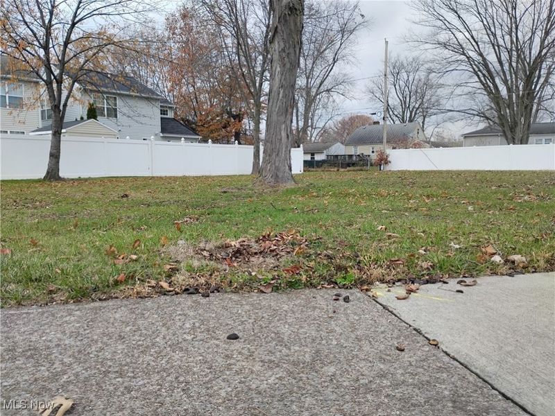 950 W River Road, Elyria, OH 44035 Photo 6