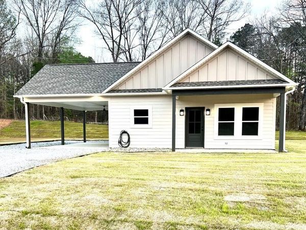 22 Barnett St., Nettleton, MS 38858