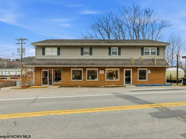 1701 Buckhannon, Nutter Fort, WV 26301