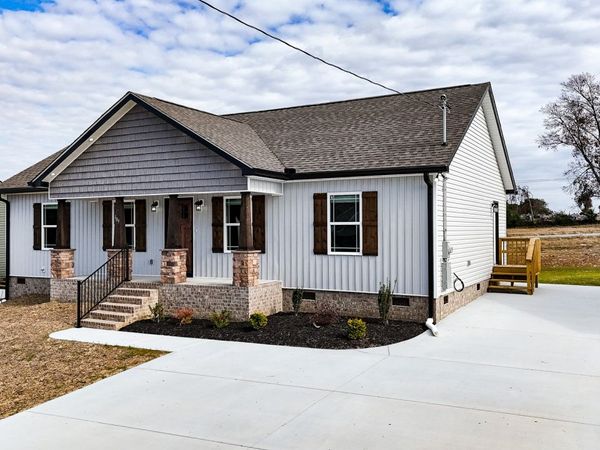 109 Demombreum Circle, Shelbyville, TN 37160