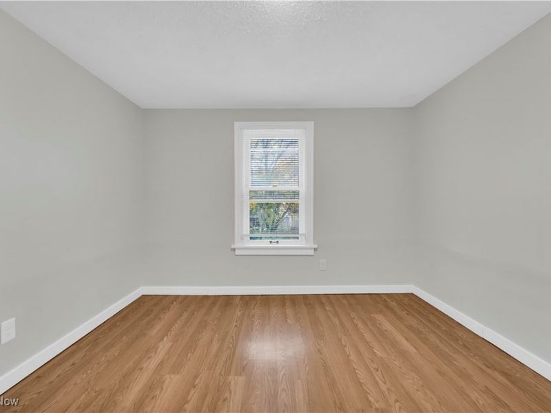 485 E Archwood Avenue, Akron, OH 44301 Photo 17