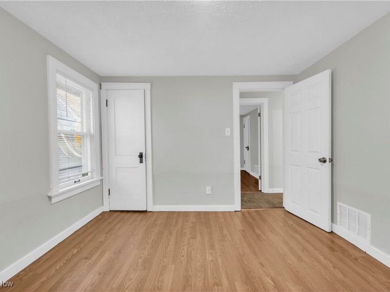 485 E Archwood Avenue, Akron, OH 44301 Photo 18