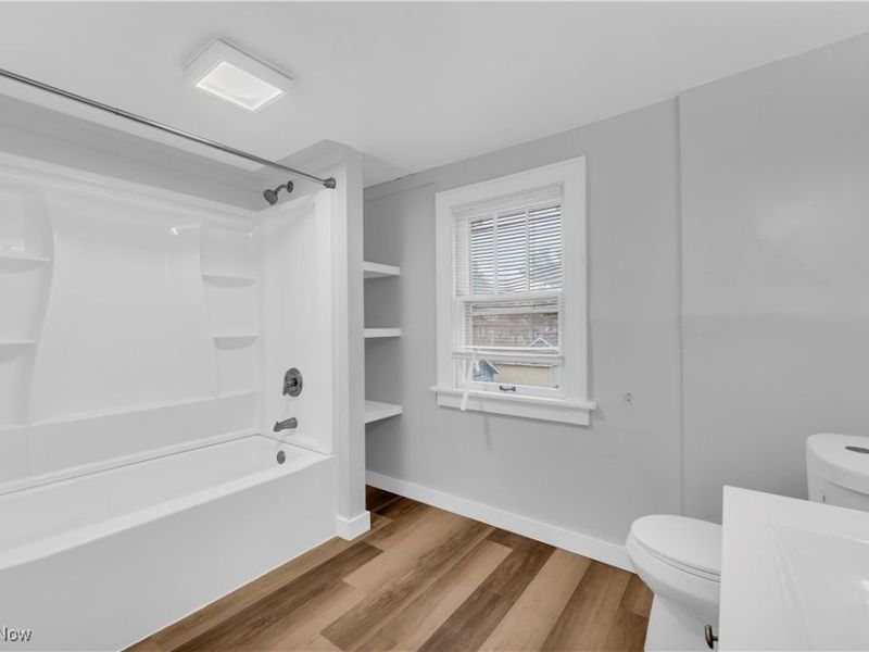 485 E Archwood Avenue, Akron, OH 44301 Photo 21