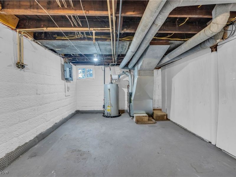 485 E Archwood Avenue, Akron, OH 44301 Photo 24