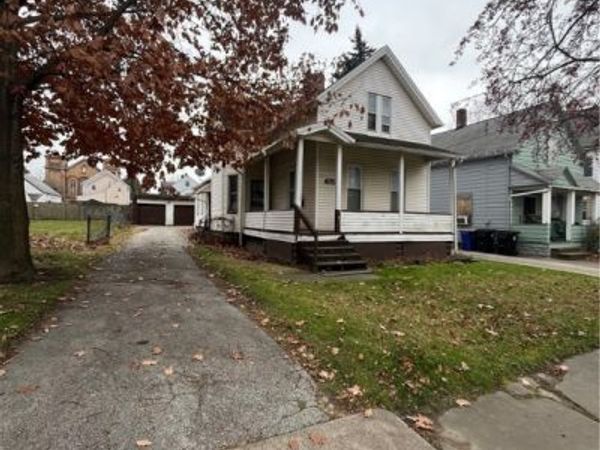 6700 Hosmer Avenue, Cleveland, OH 44105
