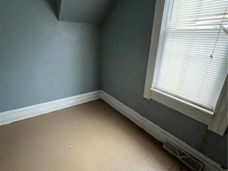 6700 Hosmer Avenue, Cleveland, OH 44105 Photo 17