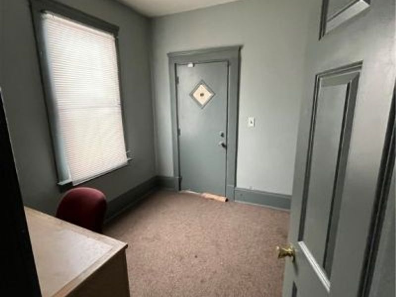 6700 Hosmer Avenue, Cleveland, OH 44105 Photo 5