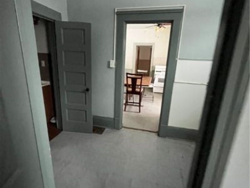 6700 Hosmer Avenue, Cleveland, OH 44105 Photo 7