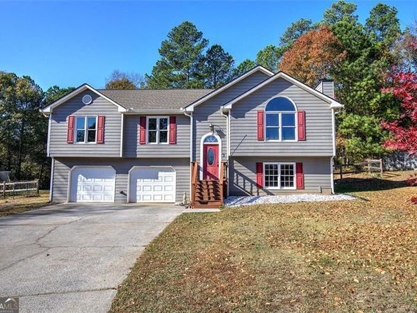 33 ENGINEER Lane, Cartersville, GA 30120