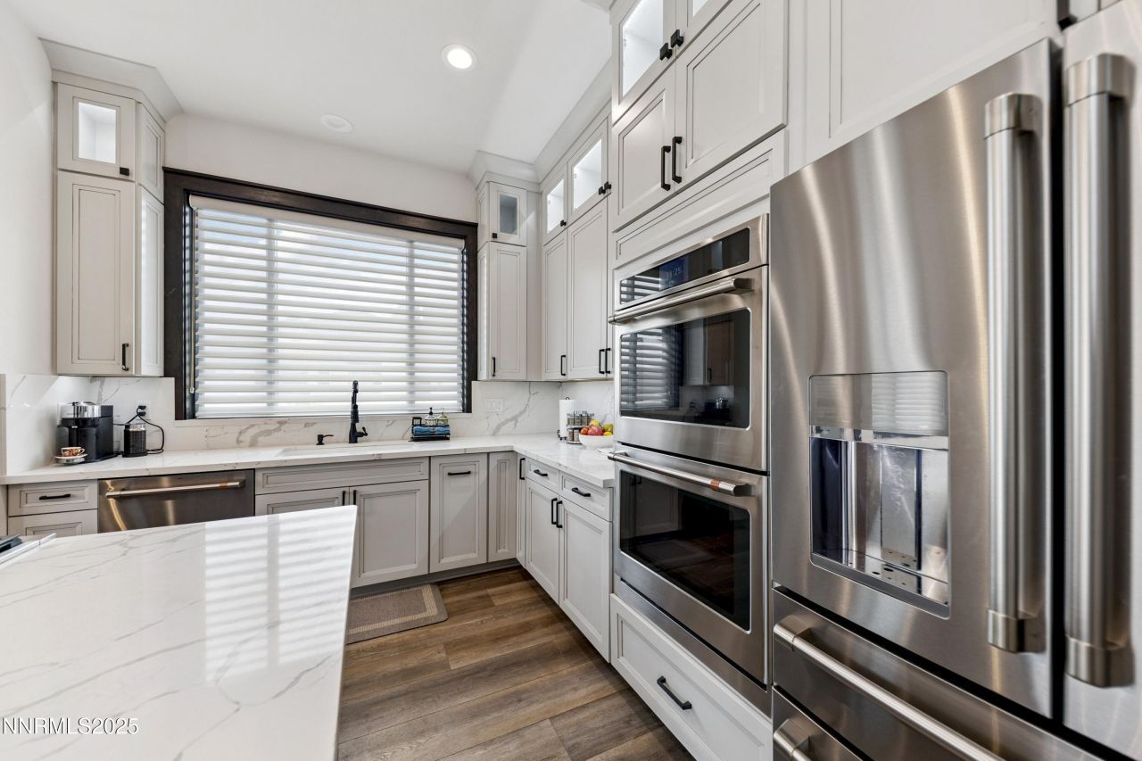 912 Holstein Court, Gardnerville, NV 89460 Photo