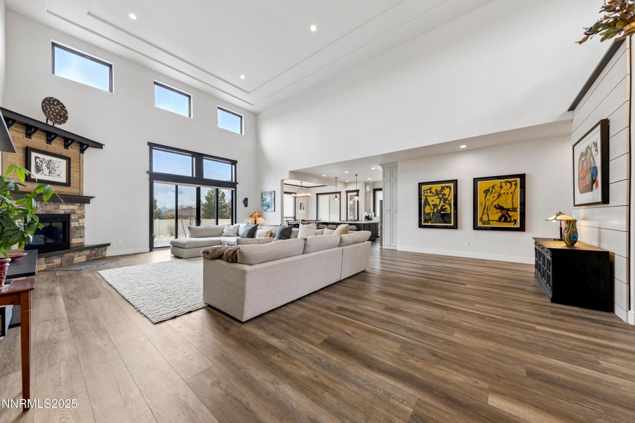 912 Holstein Court, Gardnerville, NV 89460 Photo