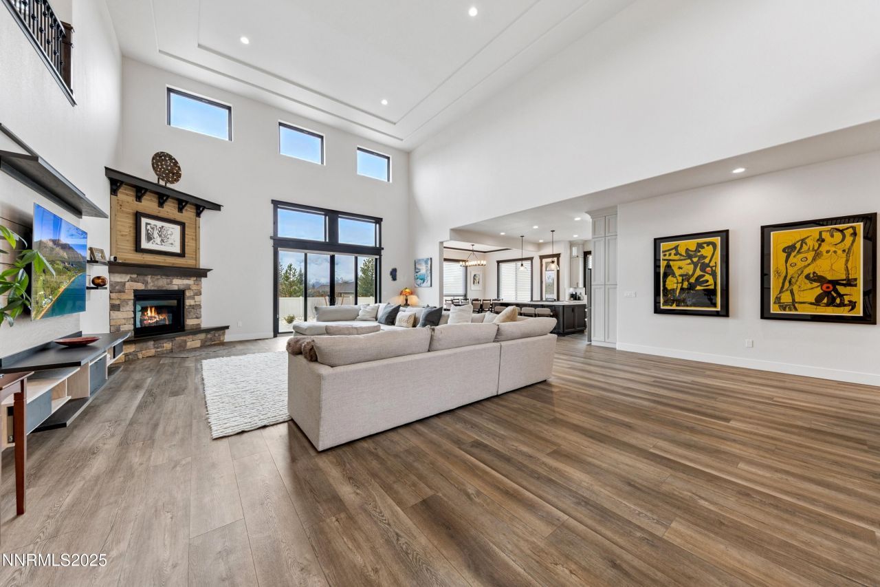 912 Holstein Court, Gardnerville, NV 89460 Photo