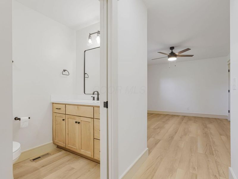 944 Fieldson Drive, Heath, OH 43056 Photo 17