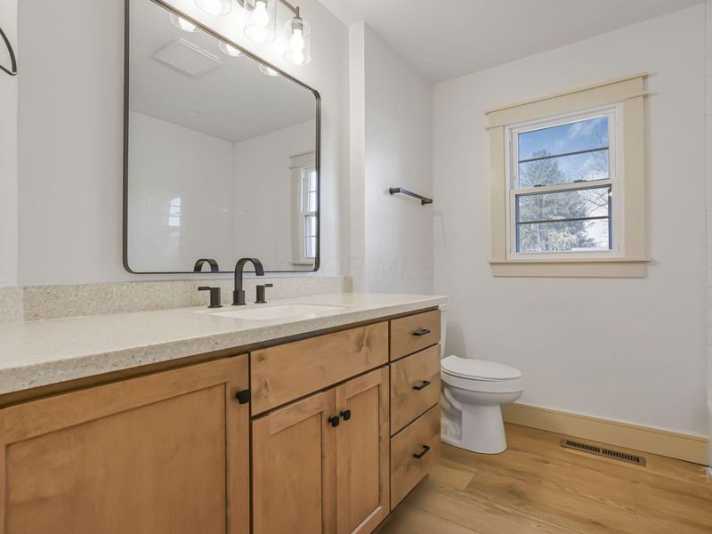 944 Fieldson Drive, Heath, OH 43056 Photo 23