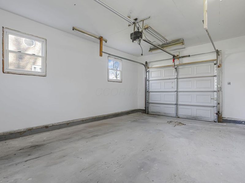 944 Fieldson Drive, Heath, OH 43056 Photo 27