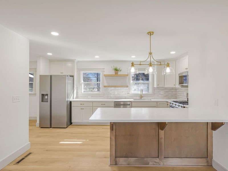 944 Fieldson Drive, Heath, OH 43056 Photo 8