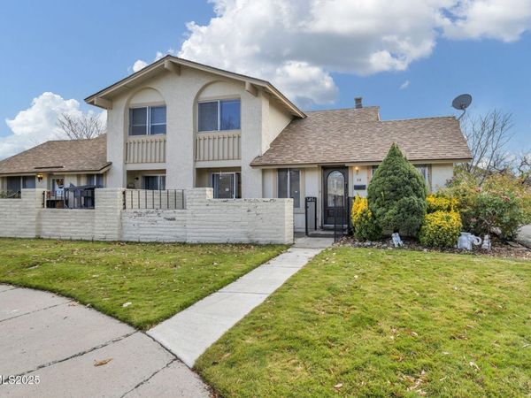 59 Condor Circle, Carson City, NV 89701