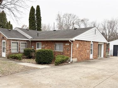1150 Jay Street, Waterford Twp, MI 48327